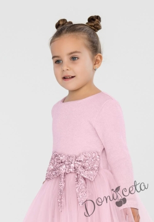 Официална детска рокля в екрю с ефектен плат и панделка в пепел от рози