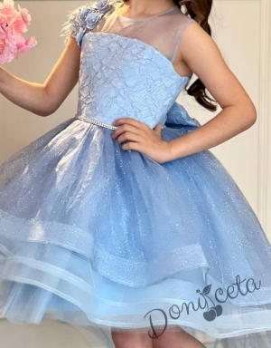 Официална детска рокля в светлосиньо от дантела без ръкав със шлейф Шантал с аксесоар за коса 2