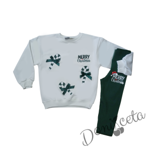 Коледен комплект за момиче от блуза в бяло с коледни мотиви и панделки и клин рипс в зелено