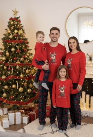 Детска, дамска или мъжка коледна пижама  в червено с весело еленче и надпис