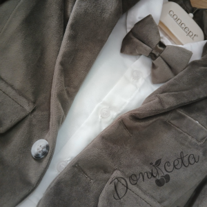 Бебешки елегантен костюм за момче от 4 части в кафяво-боди-риза в бяло, сако в кафяво, панталон и папийонка