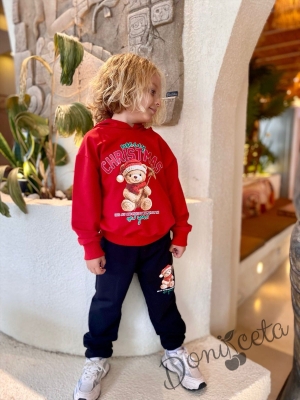 Коледен комплект за момче от блуза с качулка в червено с мече и надпис и долнище в черно с мече