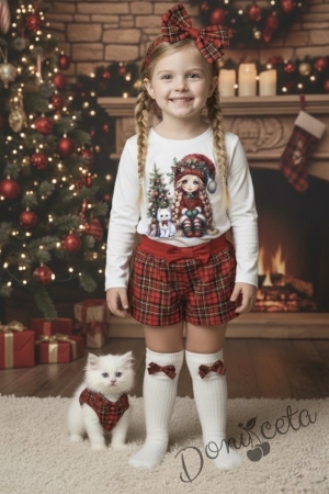 Коледна блуза в бяло с дълъг ръкав с картинка на момиче с коте и елха