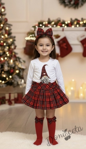 Детски комплект за момиче от пола каре и блуза в бяло с коледна картинка с джудже Карена