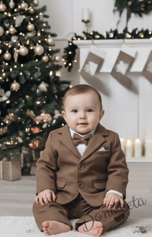 Елегантен официален косюм за момче в кафяво от 4 части - сако, панталон, риза в бяло и папийонка