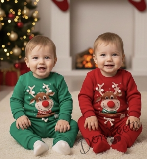 Ватиран коледен детски комплект от блуза и панталон в червено с 3D еленче