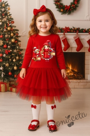Ватирана коледна рокля в червено с коледна картинка и тюл в червено и зелено