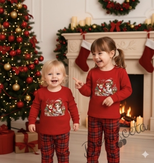 Коледна детска пижама Донър с горнище в червено с коледни мотиви и долнище в червено каре Карена