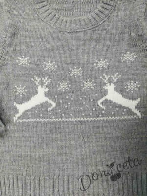 Детски коледен пуловер в сиво за момче с еленчета