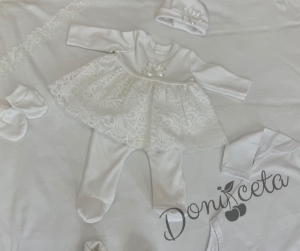 Комплект за изписване за момиче с рокличка от 7 части с дантела в бяло