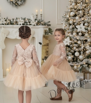 Официална детскарокля с дълъг ръкав Амира с дантела и тюл и фиба за коса в бежово от колекция Бежина