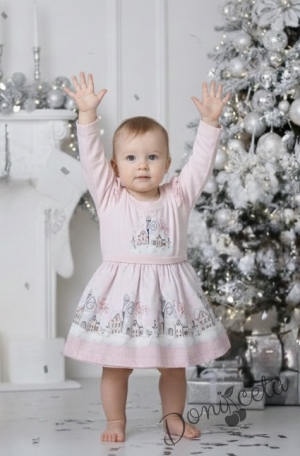 Детска рокля с дълъг ръкав в розово с картинка на замъци и къдрички на ръкавите