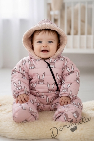 Бебешки зимен ескимос за момиче в розово със зайчета