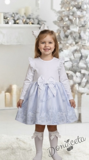 Детска коледна рокля в бяло с къдрички, панделка и зимни къщички 