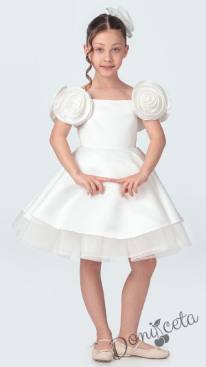 Детска официална рокля в бяло от сатен с 3D цветя, тюл и аксесоар за коса Тифани 1