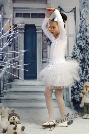 Детска туту пола пачка в бяло с богат тюл на пластове