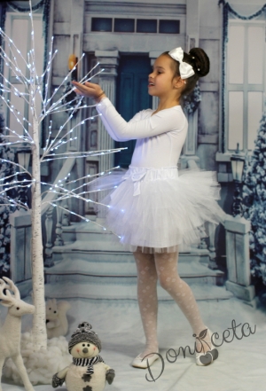 Детска туту пола пачка в бяло с богат тюл на пластове