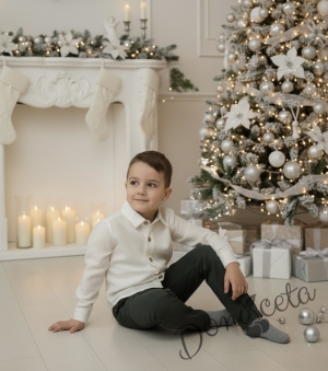 Детски комплект от риза с дълъг ръкав в екрю и дълъг панталон в зелено