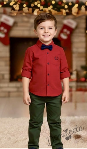 Комплект от риза в червено с папийонка и панталон в зелено