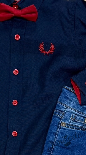 Комплект от риза в тъмносиньо с папийонка и дънки