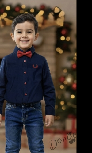 Комплект от риза в тъмносиньо с папийонка и дънки