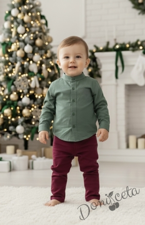 Официален комплект за момче от 2 части-риза в зелено БЕЗ яка и панталон в бордо