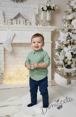 Детски комплект за момче от 2 части-риза в зелено с яка и панталон в тъмносиньо