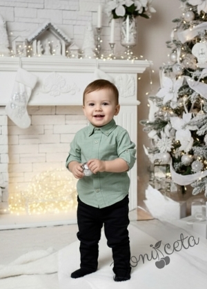 Детски комплект за момче от 2 части-риза в зелено с яка и панталон в черно