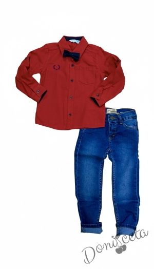 Комплект от риза в червено с папийонка  в тъмносиньо и дънки