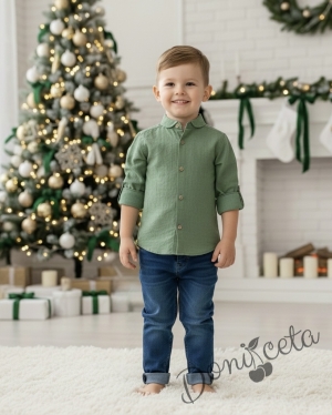 Официален комплект за момче от 2 части-риза в зелено с яка и дънки