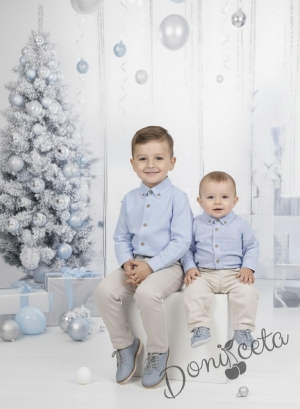 Детски комплект за момче от 2 части-риза в светлосиньо с яка и  копчета в бежово и панталон в бежово Светлосияна