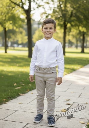 Детски комплект за момче от 2 части-риза в бяло без яка и панталон в бежово