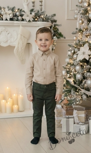 Детски комплект за момче от 2 части-риза в бежово с яка и панталон в зелено