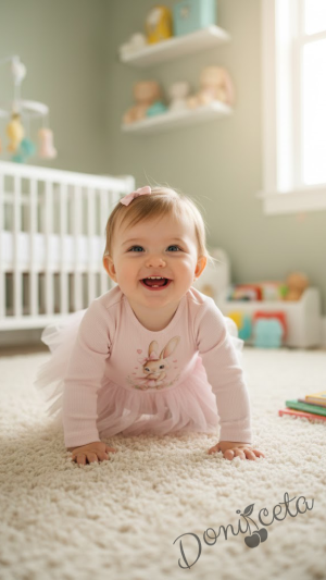 Бебешки рипсен комплект от 2 части- боди в розово с тюл и картинка зайче и панталонки 