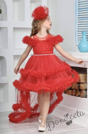 Детска официална рокля Даная в червено с ефирен тюл на пластове, шлейф и фиба за коса