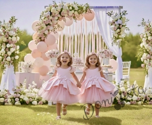  Официална детска рокля Мариска с дълъг ръкав в прасковено и богат тюл 