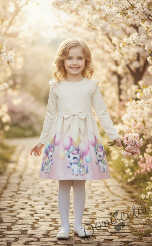 Детска рокля с дълъг ръкав в екрю с къдрички, панделка и еднорог