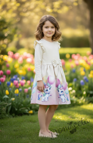 Детска рокля с дълъг ръкав в екрю с къдрички, панделка и еднорог