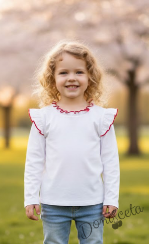 Блуза за момиче в бяло с къдрички и кант в червено 