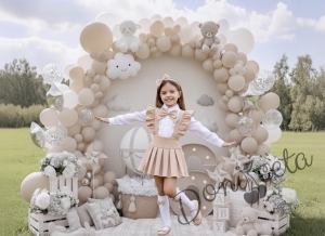 Комплект за момиче от 3 части- сукман Гери в бежово с плисирана пола, риза в бяло с дълъг ръкав и къдрички и панделка в  бежово