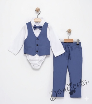 Бебешки спортно-елегантен комплект в синьо от боди-риза в бяло, панталон, елек и папийонка