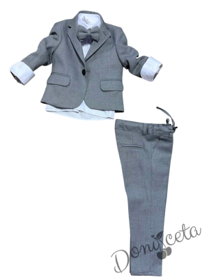 Спортно-елегантен комплект Тери за момче в светло сиво от 4 части риза в бяло, сако с джобове, панталон  с връзки и папийонка 