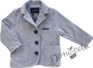 Комплект от детско сако трико за момче в сиво с джобчета и панталон в бяло