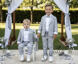 Официален летен костюм за момче в сиво от 4 части - сако, панталон, риза в бяло и папийонка