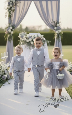 Официален елегантен комплект с елек в сиво за момче от 4 части елек, риза в бяло, панталон и папийонка 