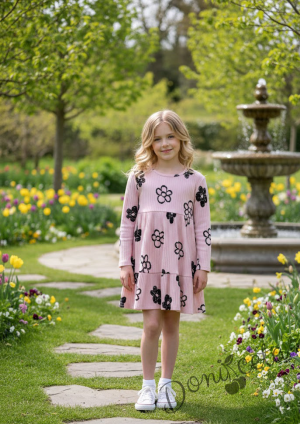 Рипсена детска рокля в розово с дълъг ръкав и цветчета 