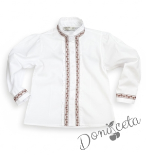 Детска официална риза за момиче с дълъг ръкав и къдрици в бяло с фолклорни и етно мотиви с висока яка