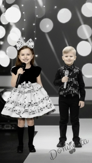 Детска рокля с къс ръкав в черно с бяла долна част с ноти и тюл в черно