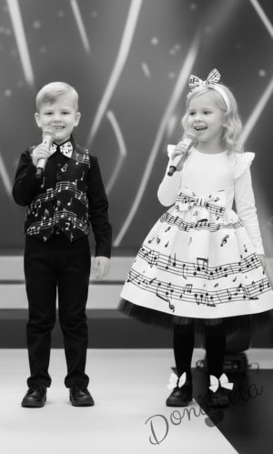 Елек за момче в черно и бяло с ноти и с папийонка 