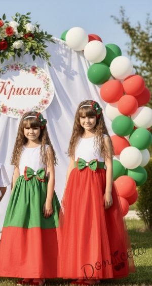 Детска дълга рокля без ръкав в бяло, зелено и червено с тюл до долу